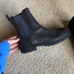 LOFT Chelsea Boots - New Women | Color: Black | Size: 8.5